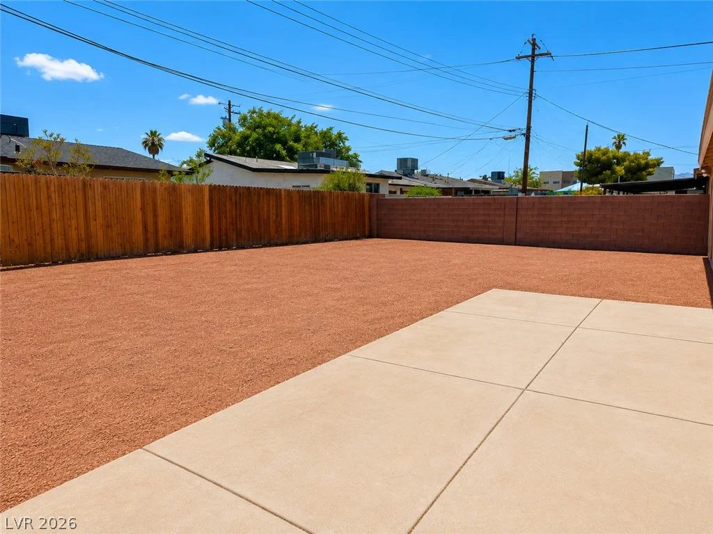 3909 Oakey, Las Vegas, NV 89102