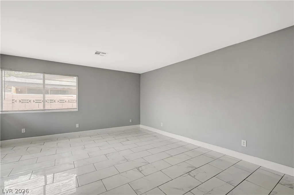 3909 Oakey, Las Vegas, NV 89102