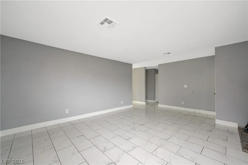 3909 Oakey, Las Vegas, NV 89102