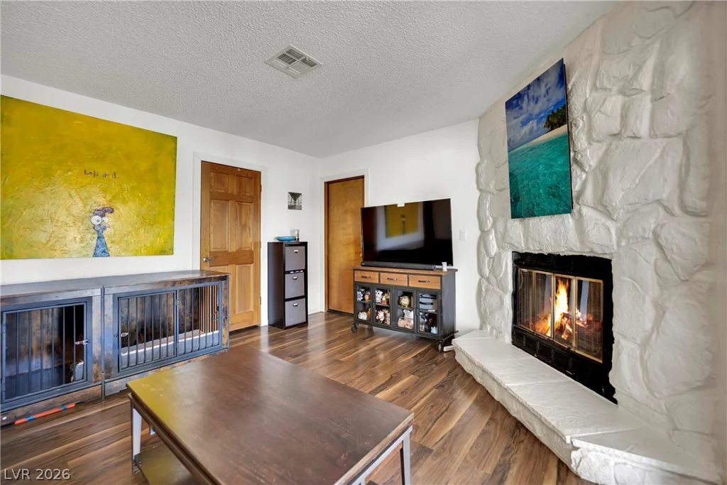 6767 Tree Haven, Las Vegas, NV 89146