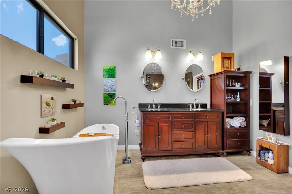 6767 Tree Haven, Las Vegas, NV 89146