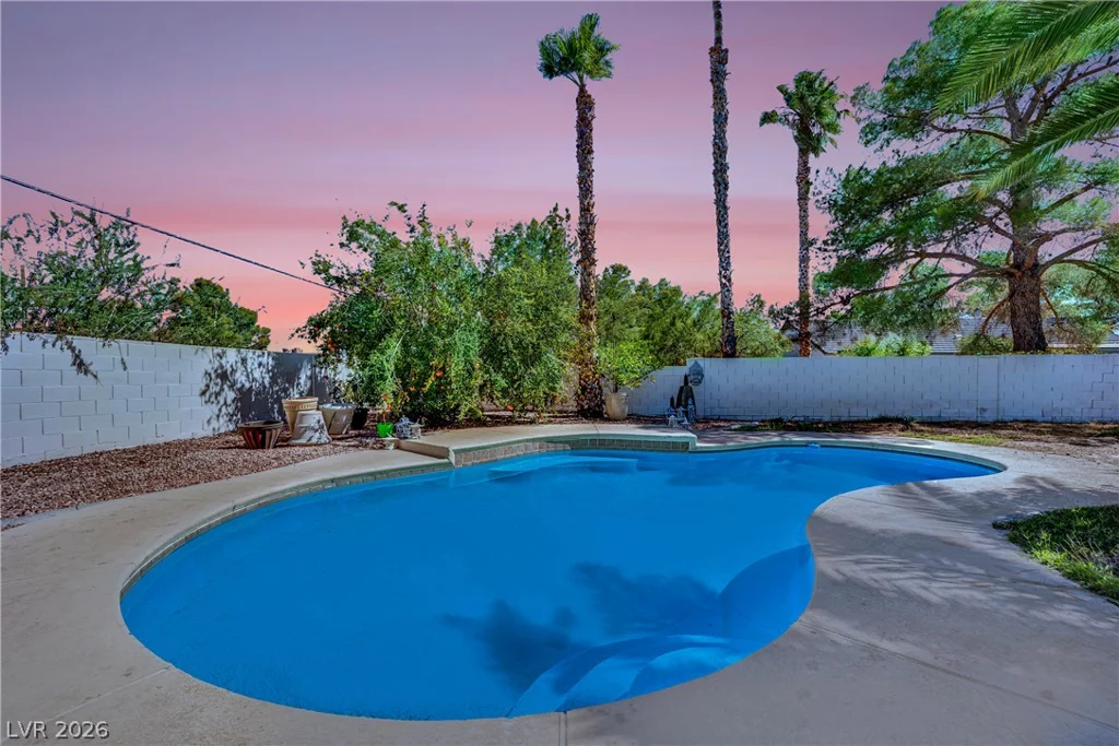 6767 Tree Haven, Las Vegas, NV 89146