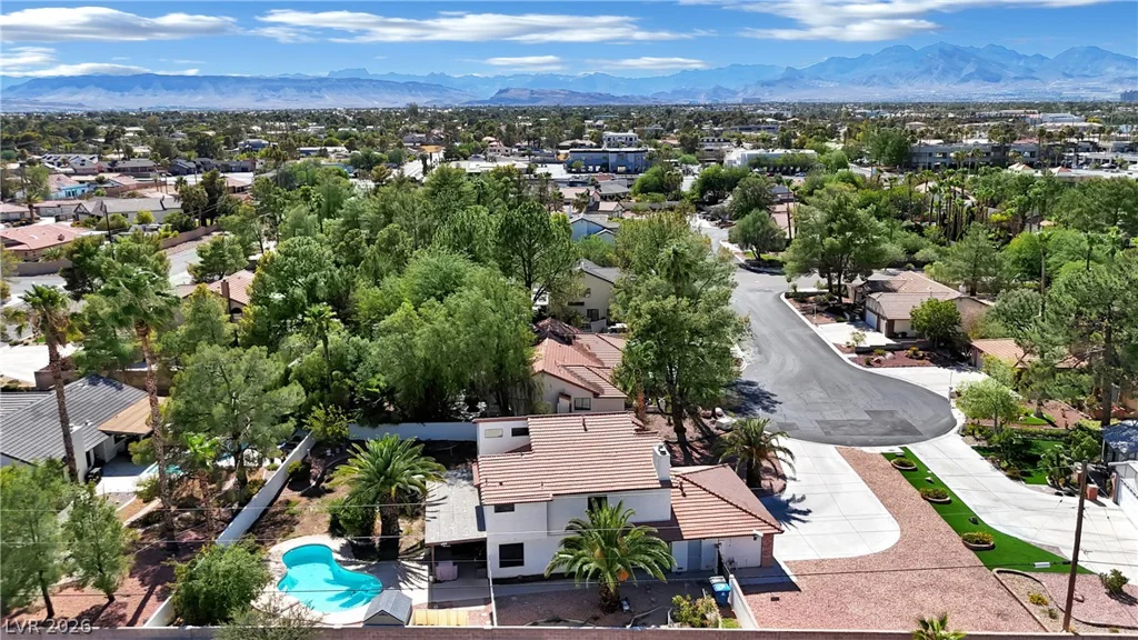 6767 Tree Haven, Las Vegas, NV 89146