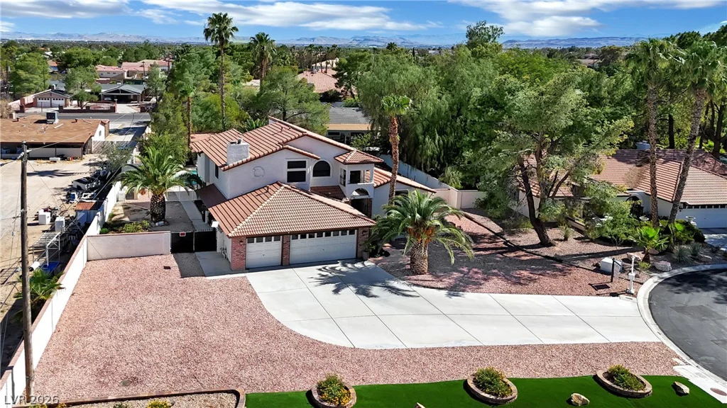 6767 Tree Haven, Las Vegas, NV 89146