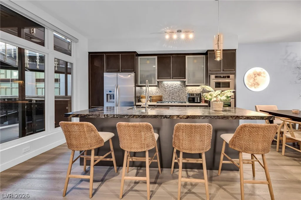 8925 Flamingo, Las Vegas, NV 89147
