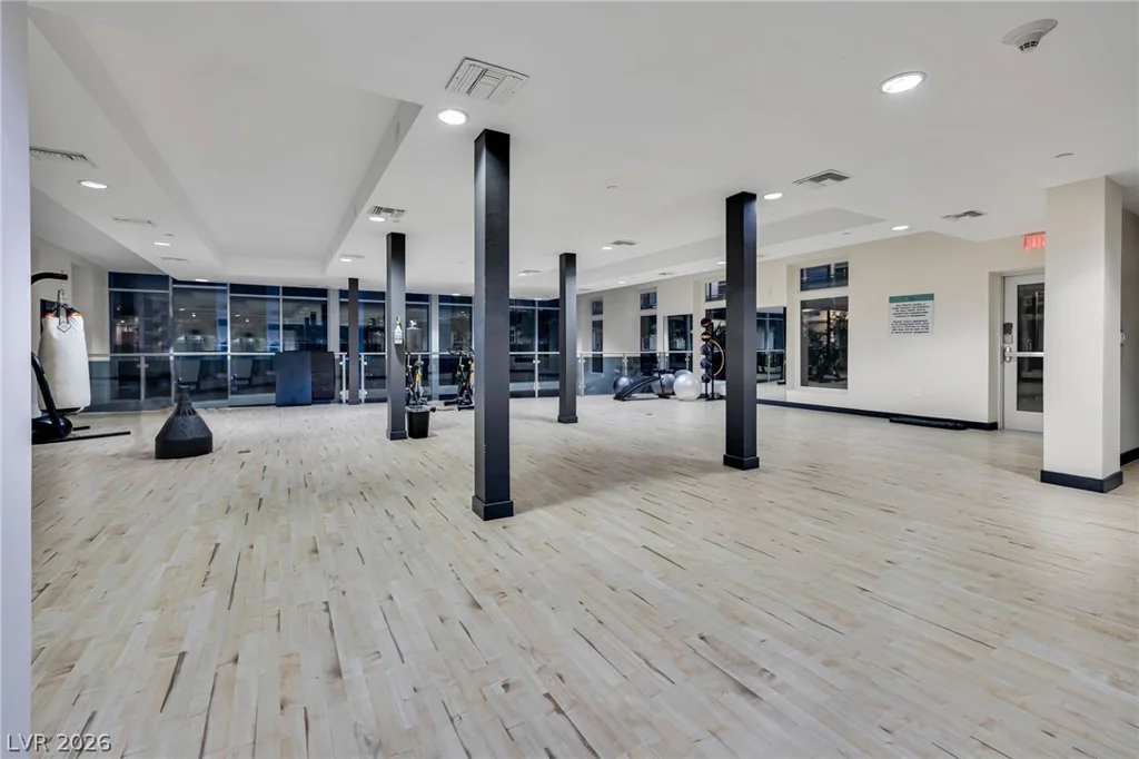 8925 Flamingo, Las Vegas, NV 89147