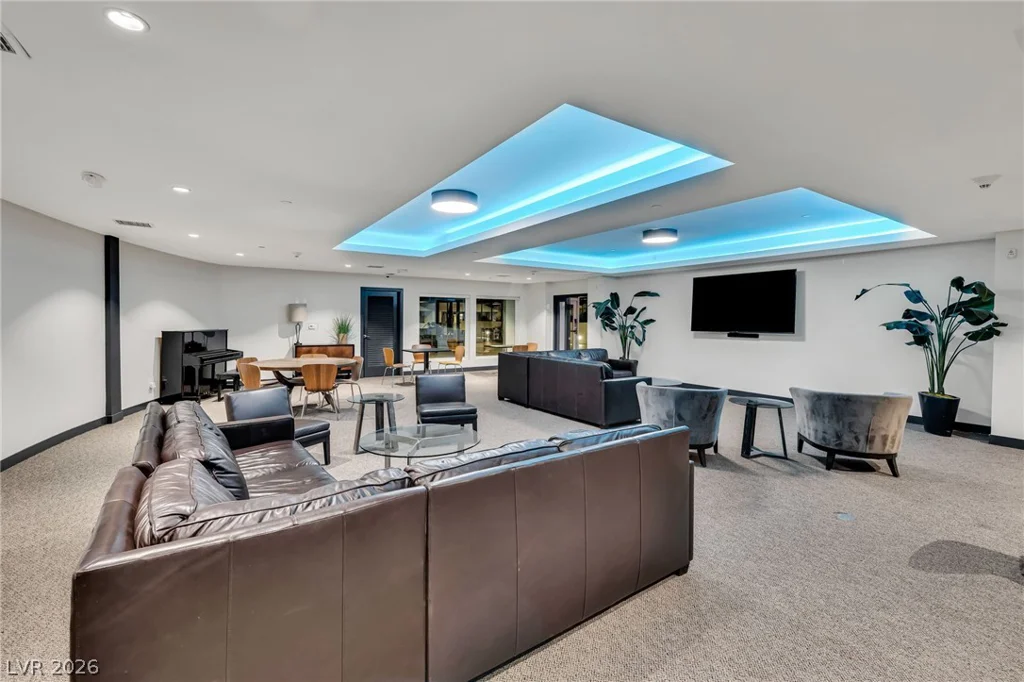 8925 Flamingo, Las Vegas, NV 89147