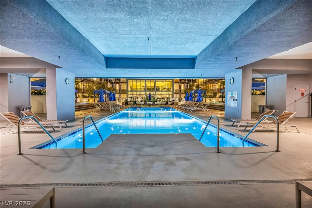 8925 Flamingo, Las Vegas, NV 89147