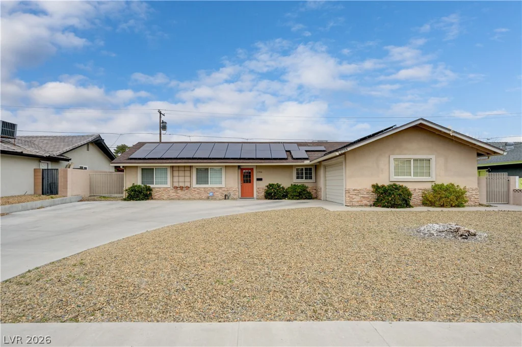 2704 Oakey, Las Vegas, NV 89102