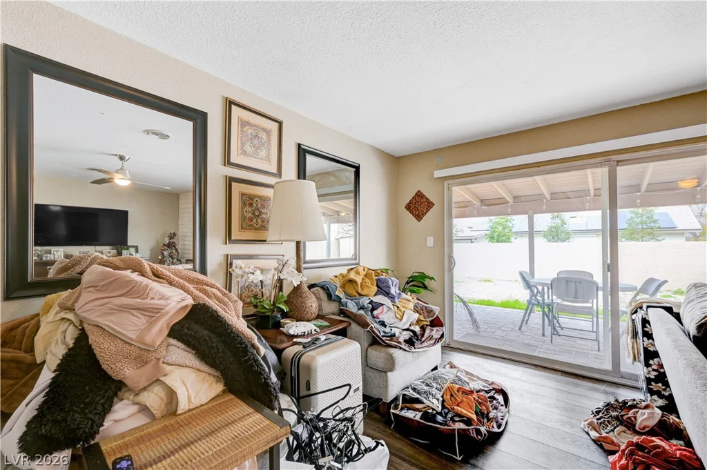 2704 Oakey, Las Vegas, NV 89102