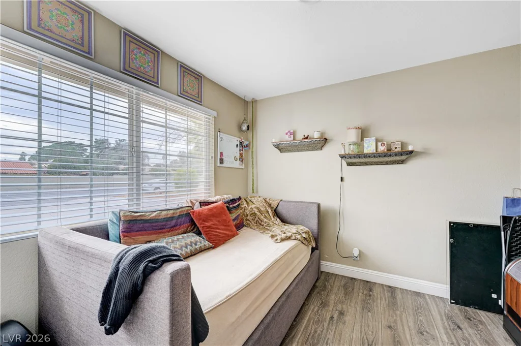 2704 Oakey, Las Vegas, NV 89102