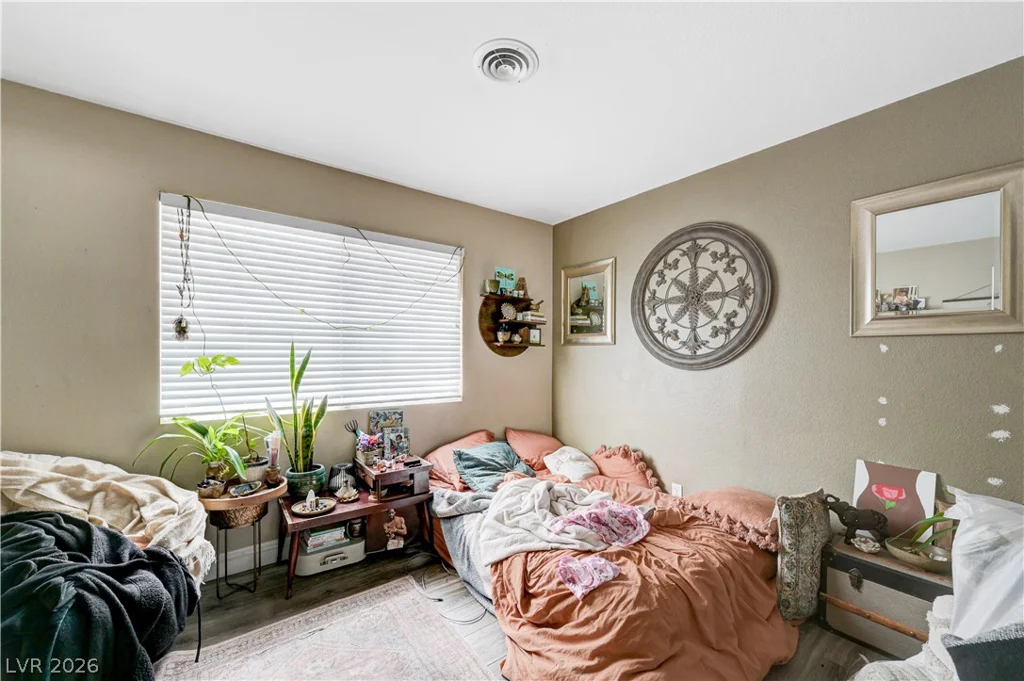 2704 Oakey, Las Vegas, NV 89102