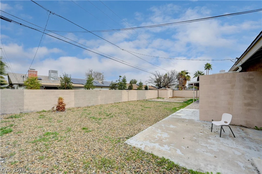 2704 Oakey, Las Vegas, NV 89102
