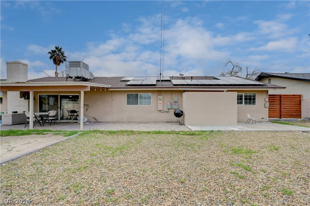 2704 Oakey, Las Vegas, NV 89102