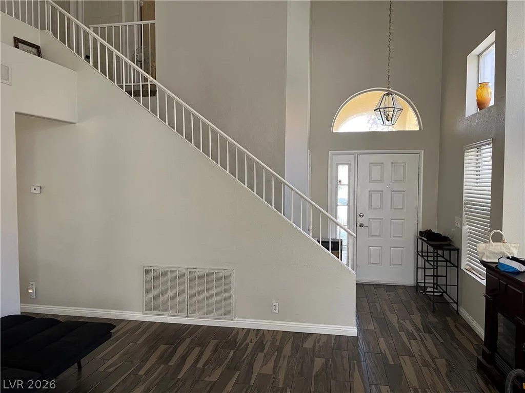5028 Jacarilla, North Las Vegas, NV 89031