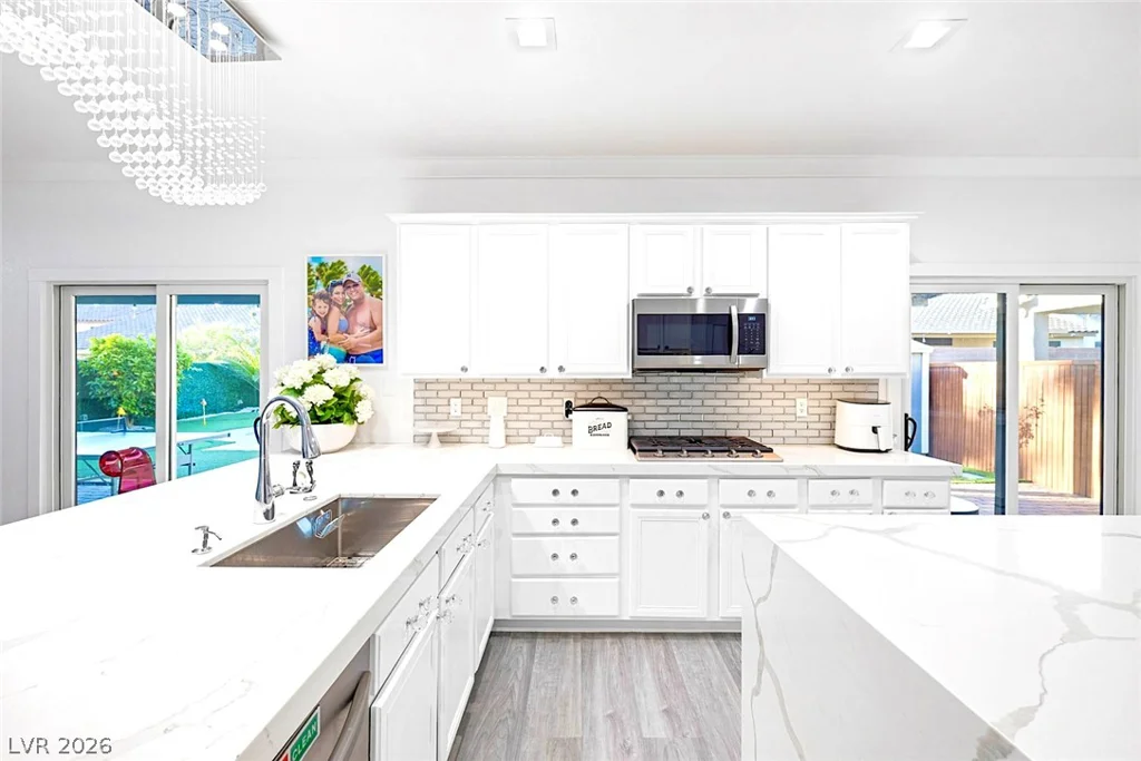 5456 Digne, Las Vegas, NV 89141