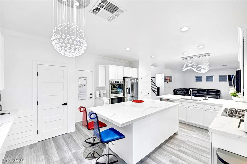 5456 Digne, Las Vegas, NV 89141