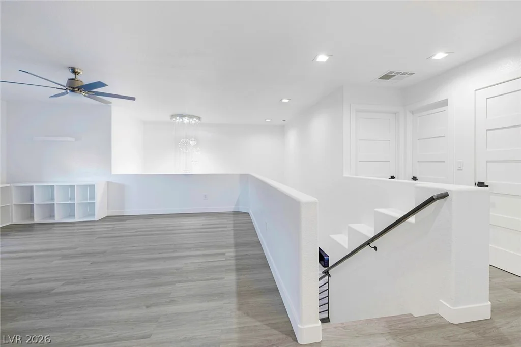5456 Digne, Las Vegas, NV 89141