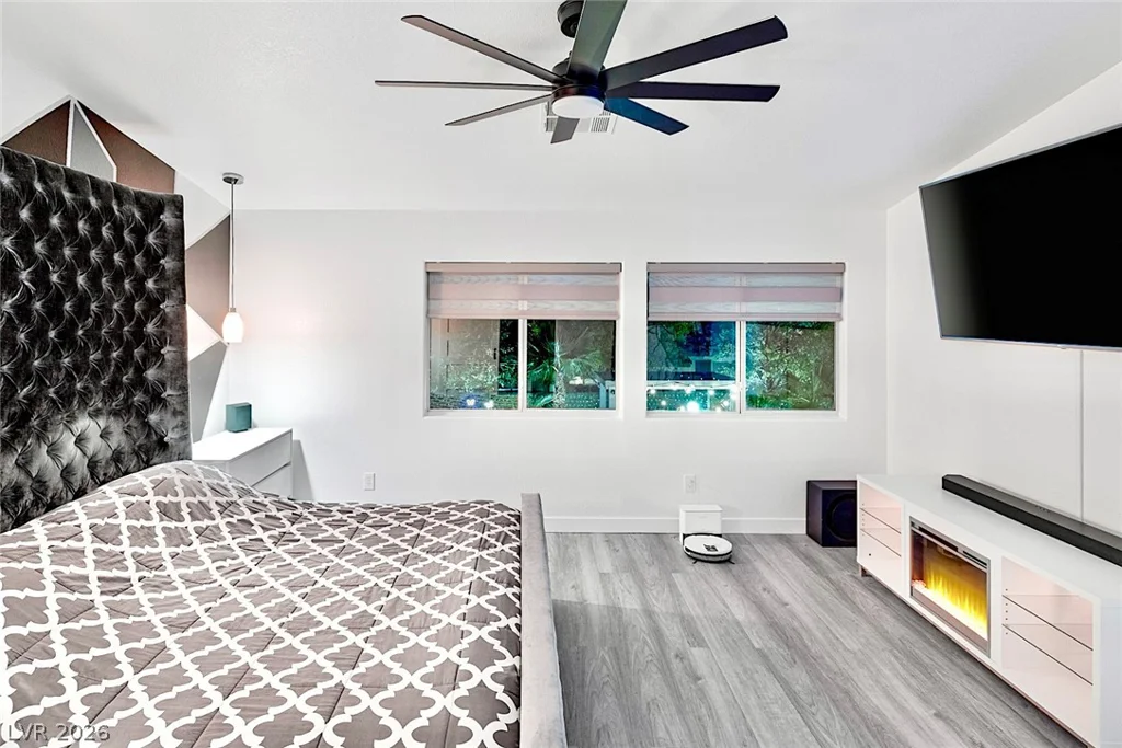 5456 Digne, Las Vegas, NV 89141