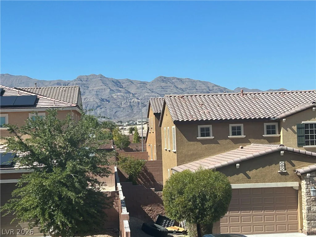 829 Condor Creek, North Las Vegas, NV 89084