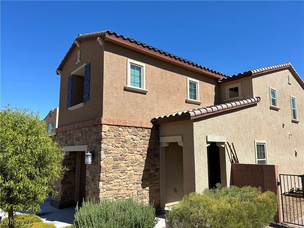 829 Condor Creek, North Las Vegas, NV 89084