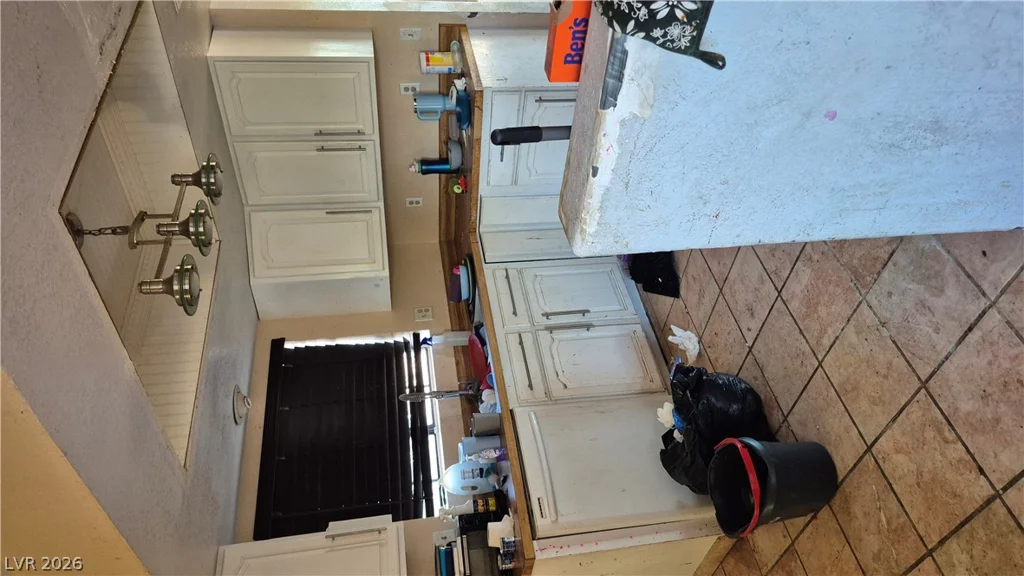 1091 Amarillo, Pahrump, NV 89048