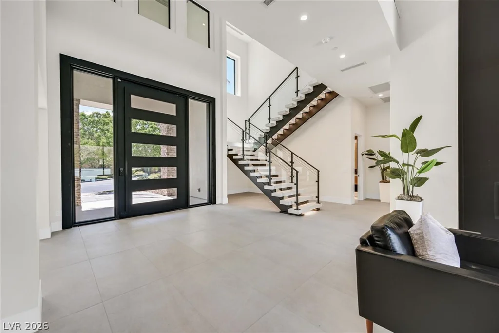 34 Vintage Canyon, Las Vegas, NV 89141