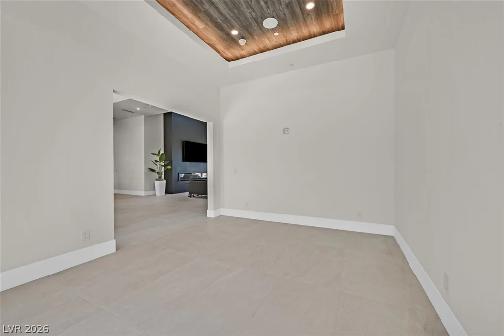 34 Vintage Canyon, Las Vegas, NV 89141