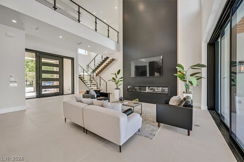 34 Vintage Canyon, Las Vegas, NV 89141