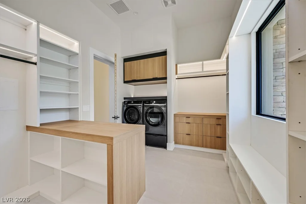 34 Vintage Canyon, Las Vegas, NV 89141