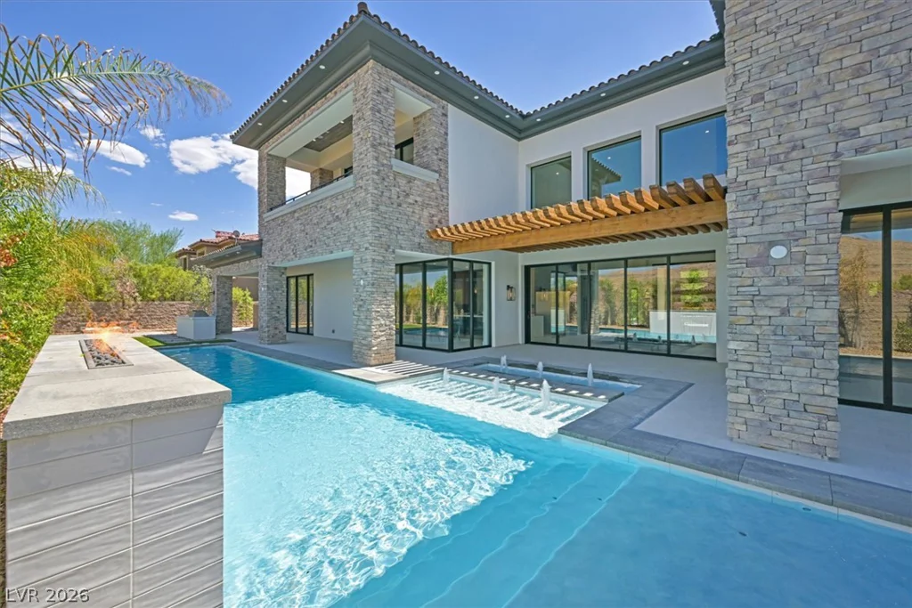 34 Vintage Canyon, Las Vegas, NV 89141