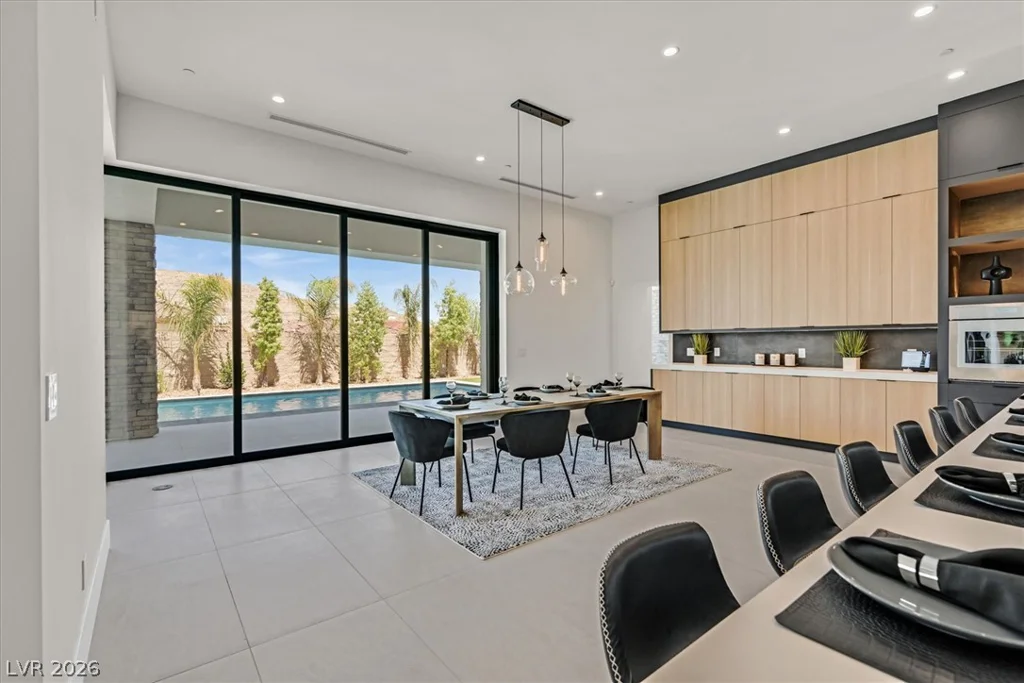 34 Vintage Canyon, Las Vegas, NV 89141
