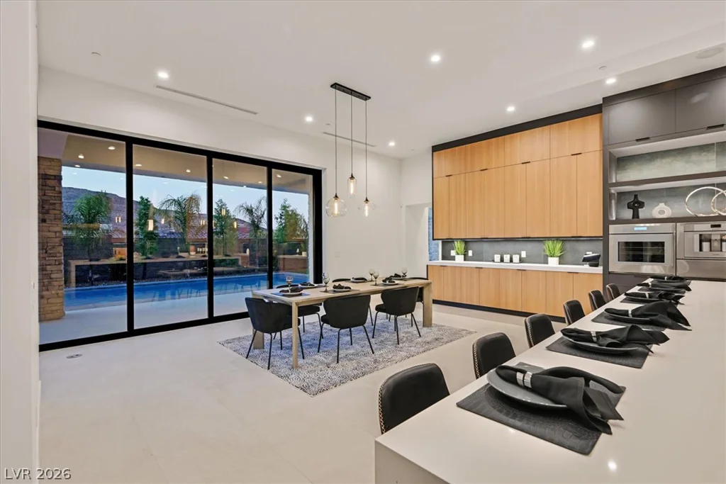 34 Vintage Canyon, Las Vegas, NV 89141