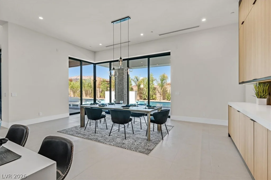 34 Vintage Canyon, Las Vegas, NV 89141