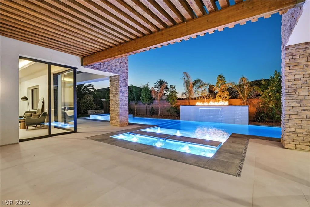 34 Vintage Canyon, Las Vegas, NV 89141