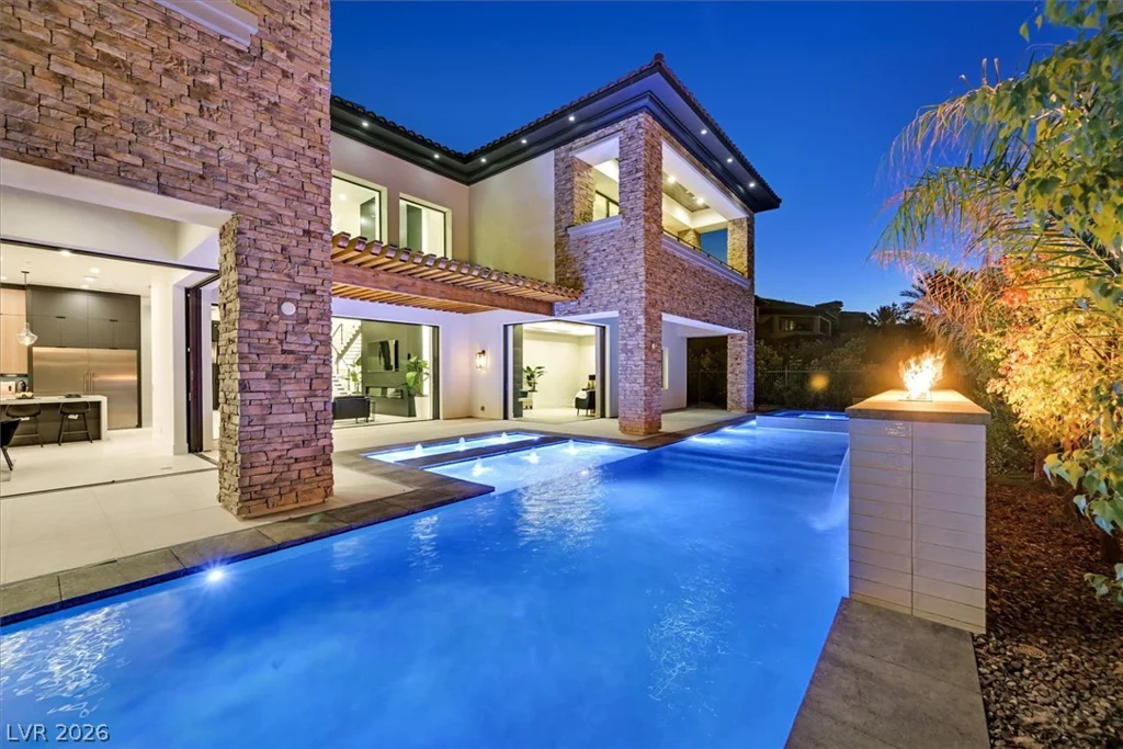 34 Vintage Canyon, Las Vegas, NV 89141