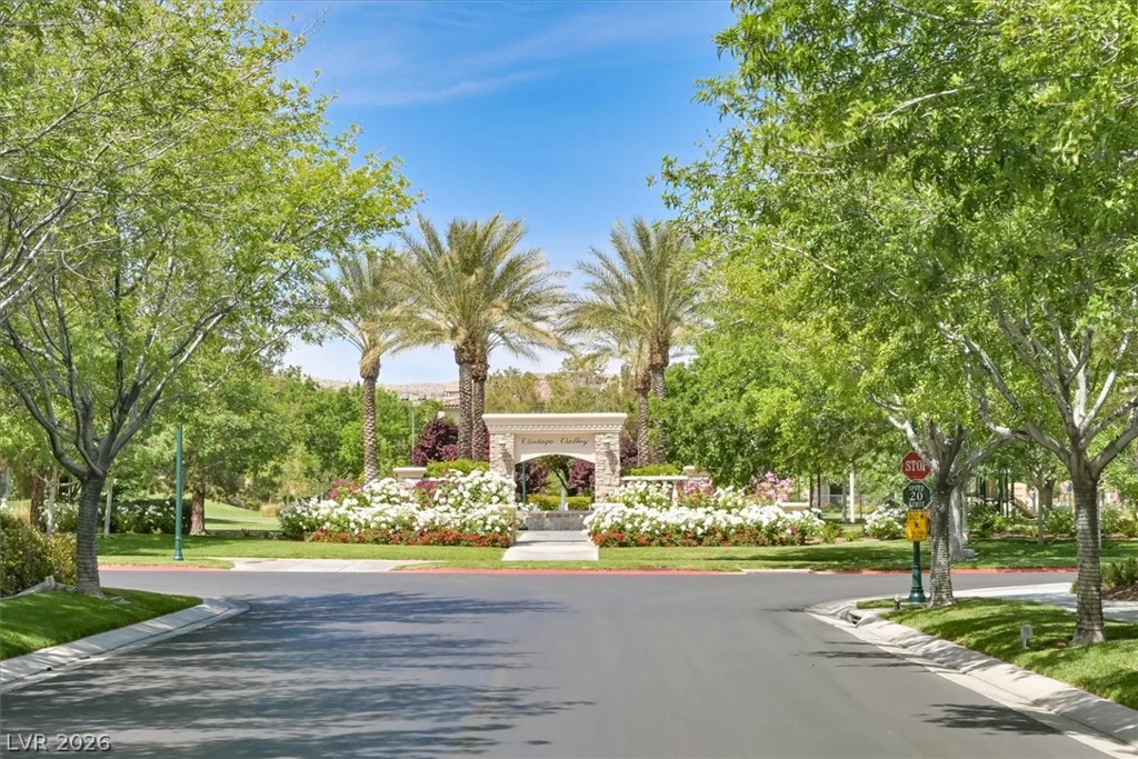 34 Vintage Canyon, Las Vegas, NV 89141