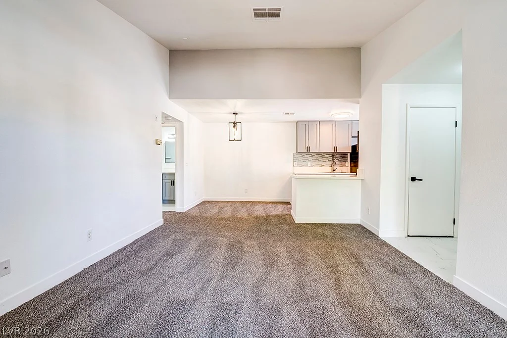 5121 Lindell, Las Vegas, NV 89118