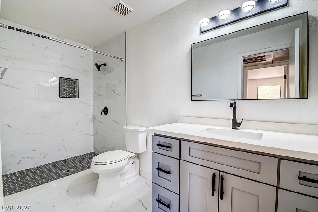 5121 Lindell, Las Vegas, NV 89118