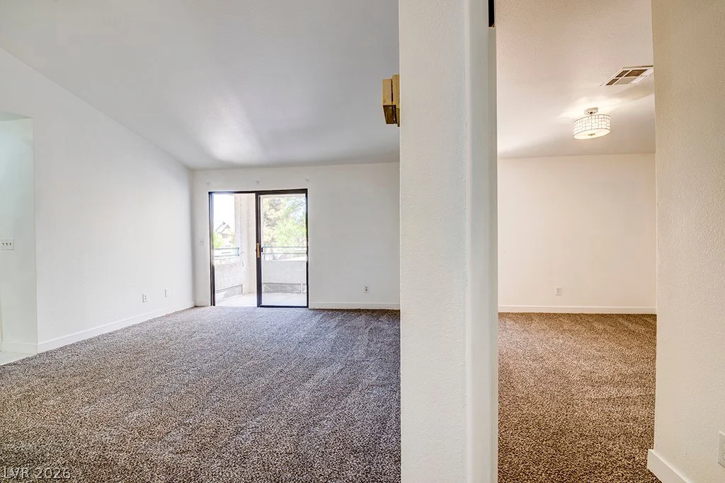 5121 Lindell, Las Vegas, NV 89118