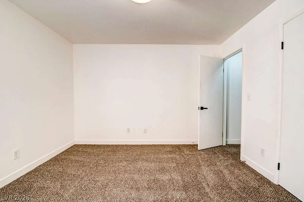 5121 Lindell, Las Vegas, NV 89118