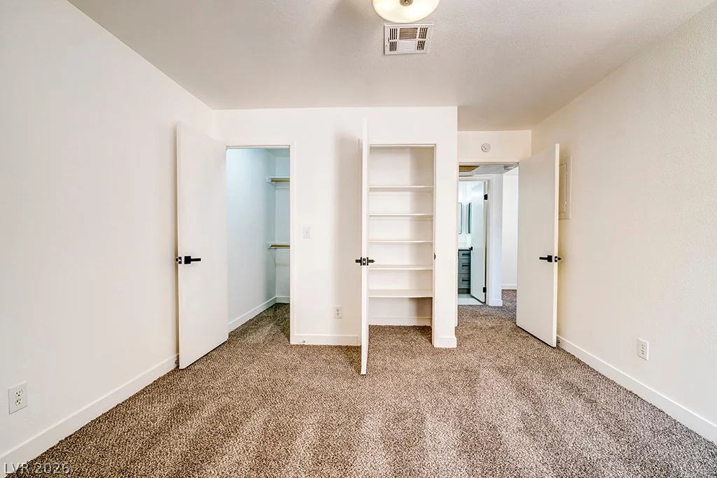 5121 Lindell, Las Vegas, NV 89118