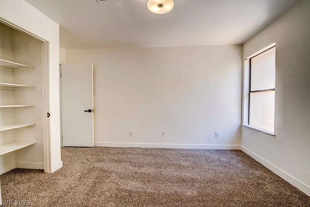 5121 Lindell, Las Vegas, NV 89118