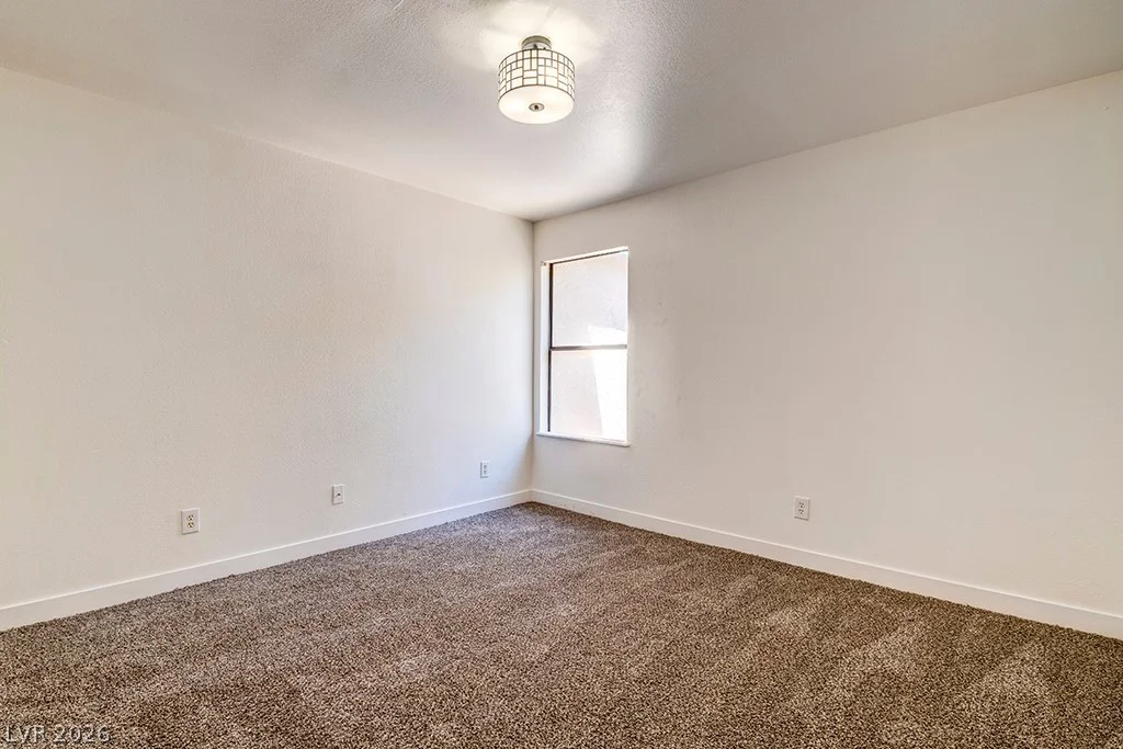 5121 Lindell, Las Vegas, NV 89118