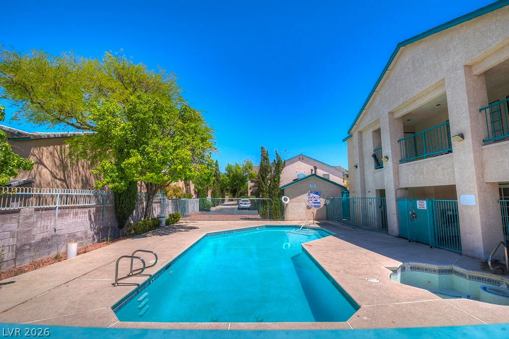 5121 Lindell, Las Vegas, NV 89118