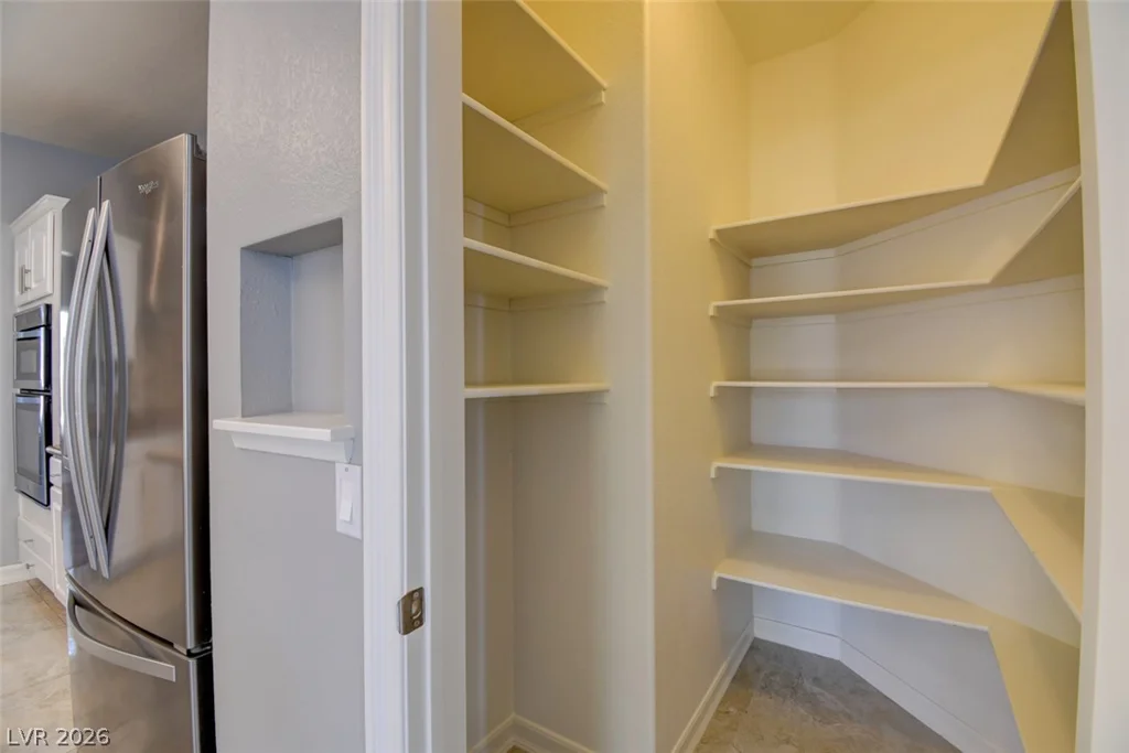 994 Upper Meadows, Henderson, NV 89052