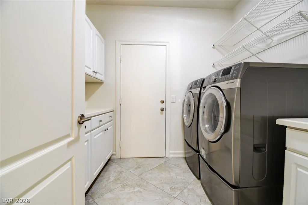 994 Upper Meadows, Henderson, NV 89052