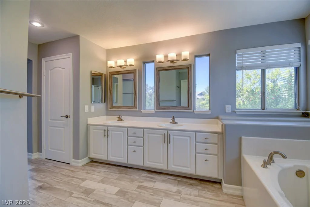 994 Upper Meadows, Henderson, NV 89052