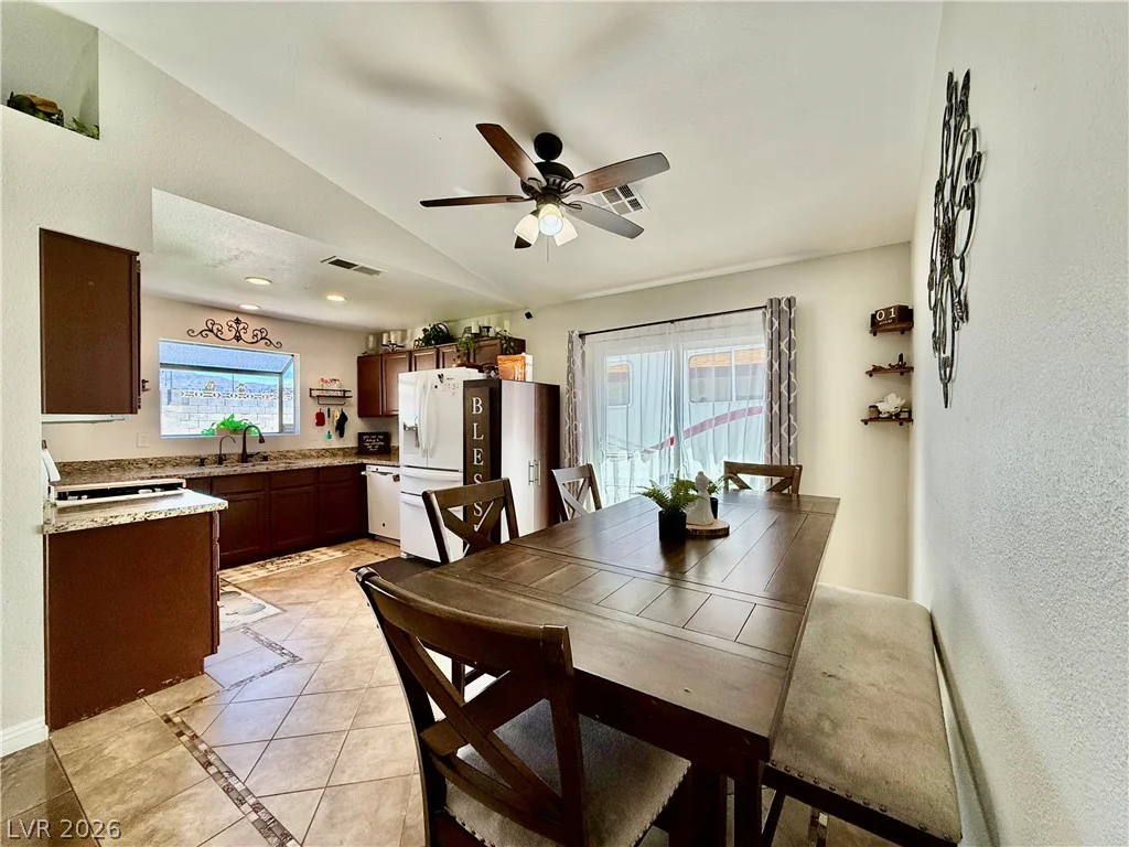5876 Tippin, Las Vegas, NV 89130