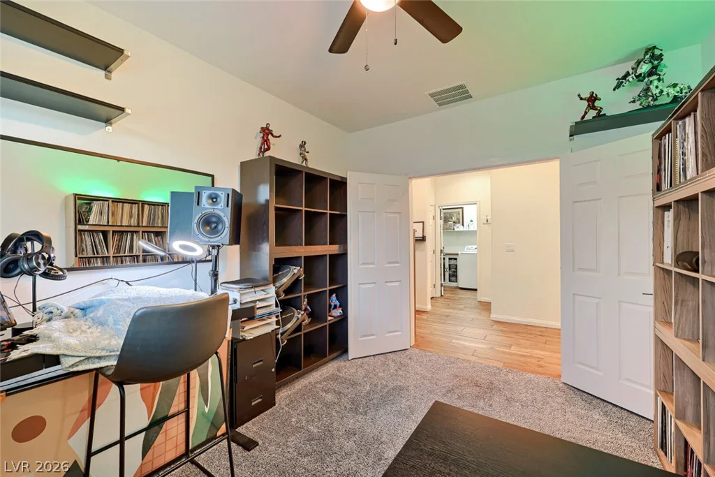41 Tatahatso Point, Henderson, NV 89011